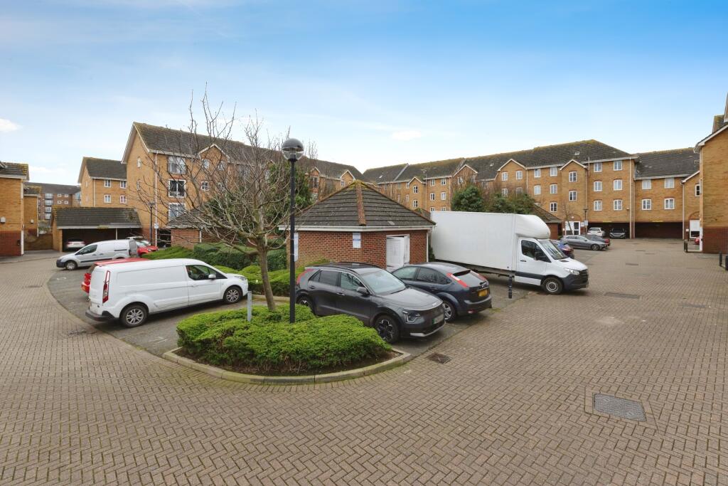 77408e9b52f4ef11be216045bd1217af