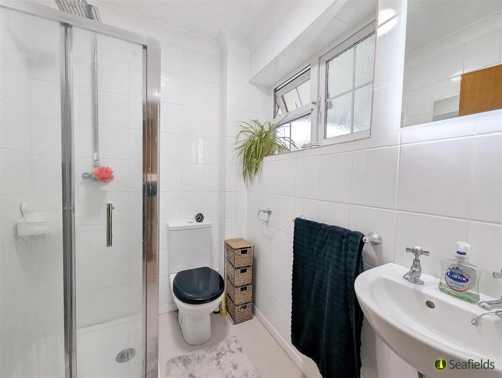 En Suite Shower