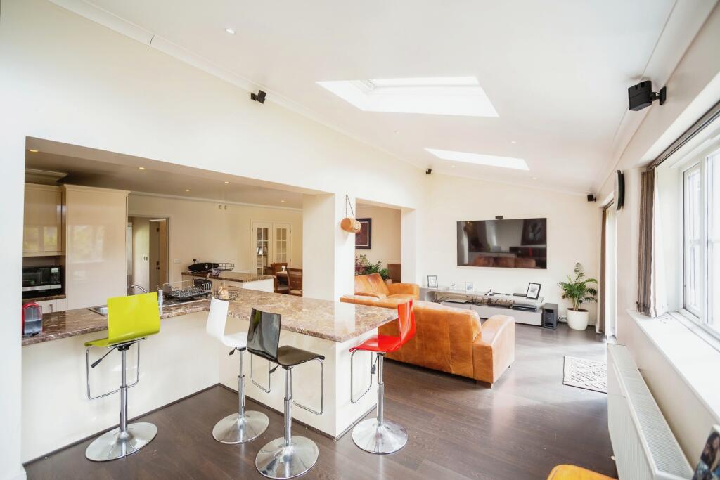 Kitchen/Family Room