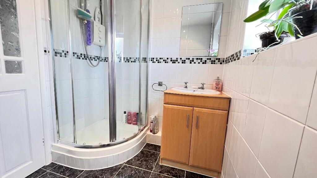 Shower Room/w.c.