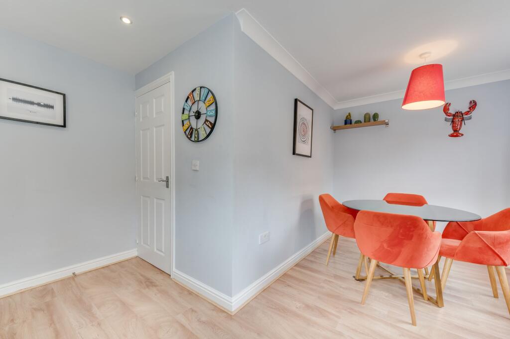 KITCHEN, DINER AND LIVING ROOM