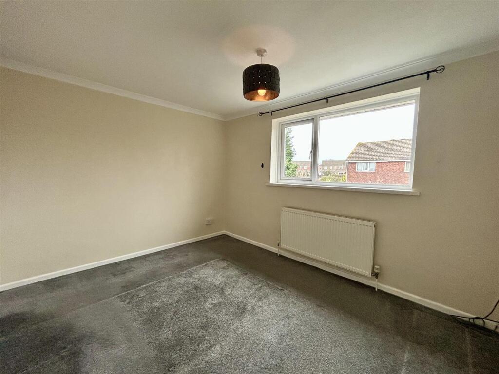 Bedroom 1.jpeg