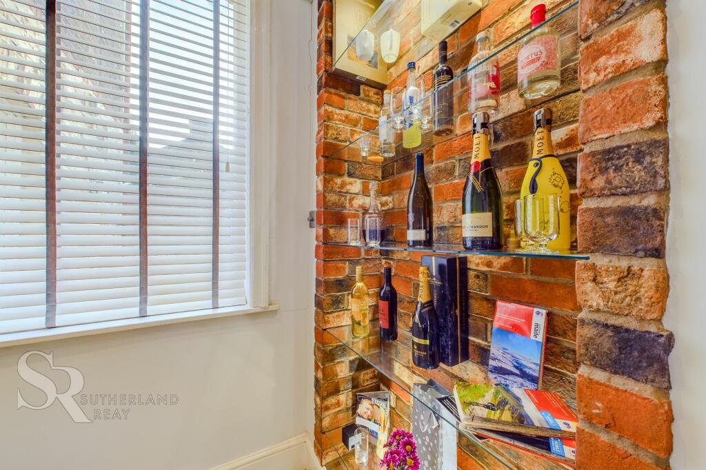 Dining Room Feature Display Shelving