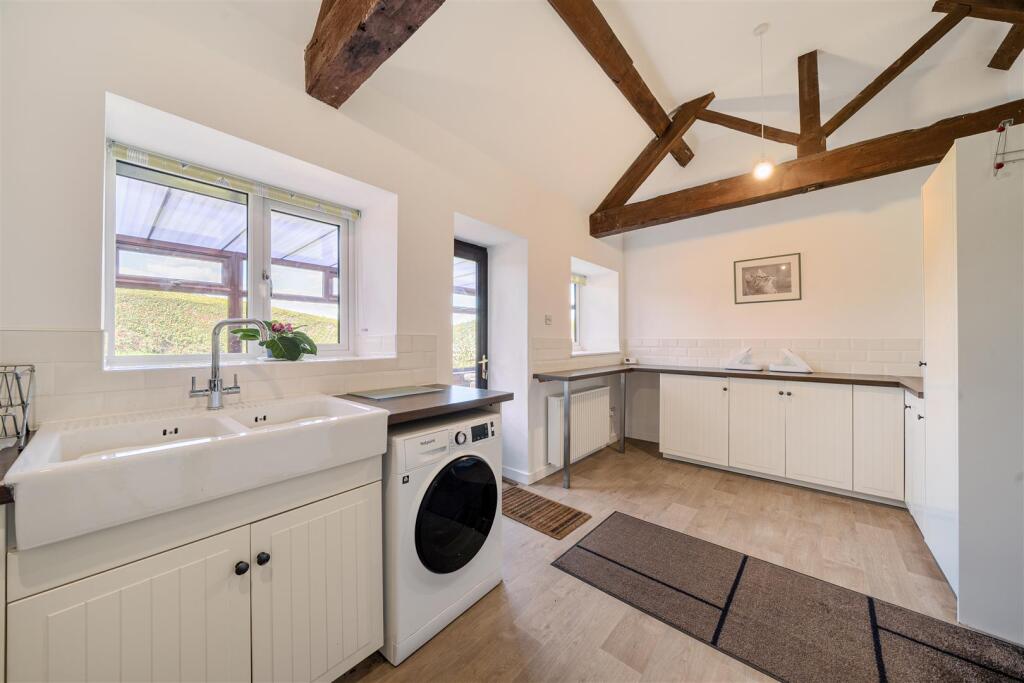 20 Manor Drive, Worthington