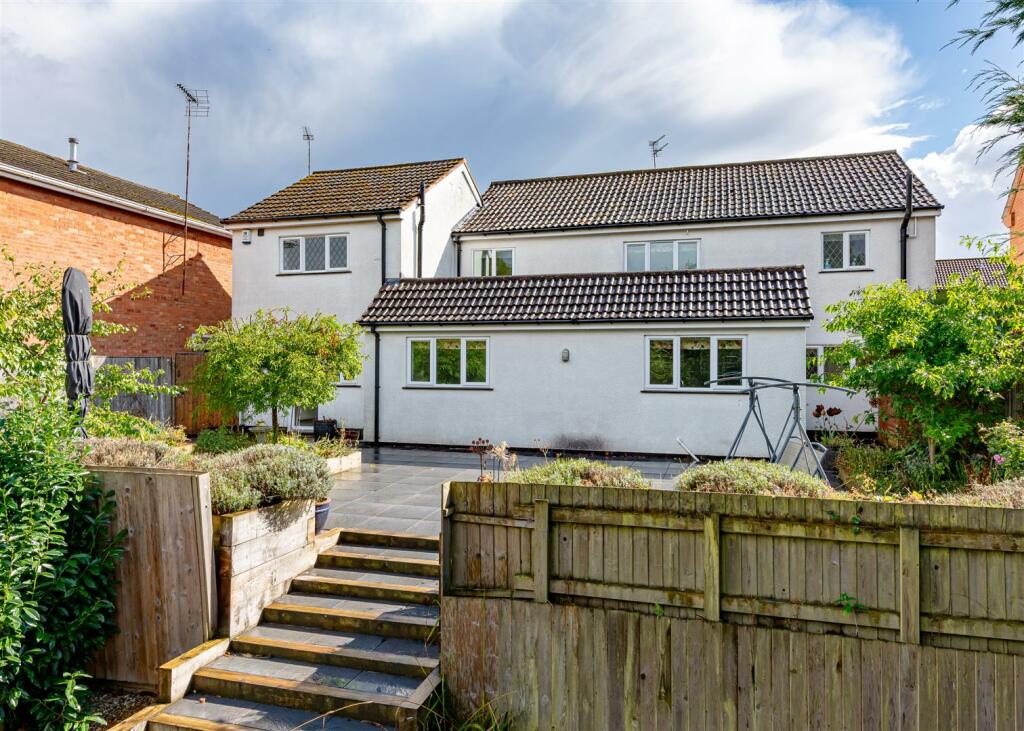 109 Rookery Road-rear SEPT24.jpg