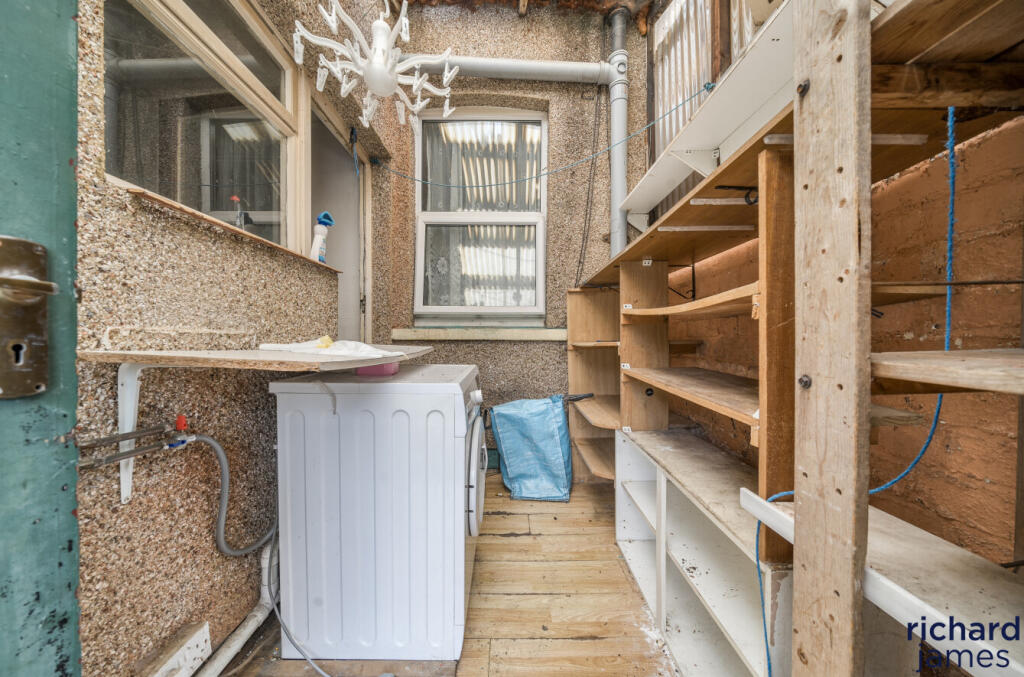 35c040da682941198b63683ec845ef17