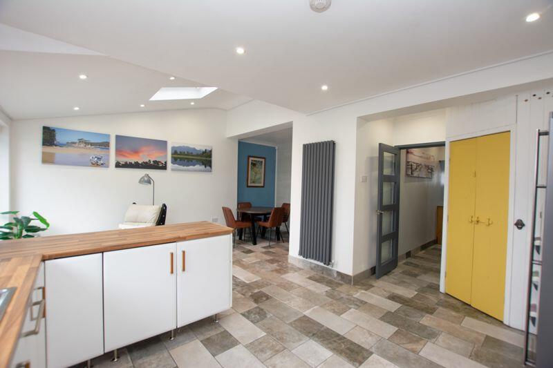 Kitchen/Dining