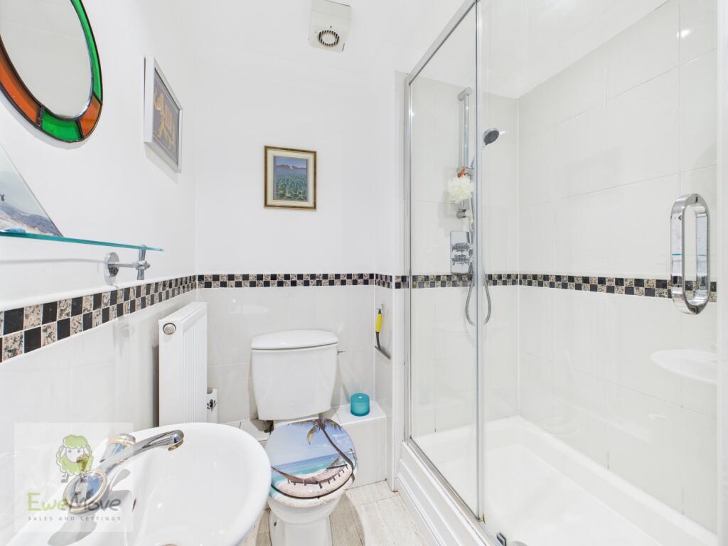 Ensuite Shower Room