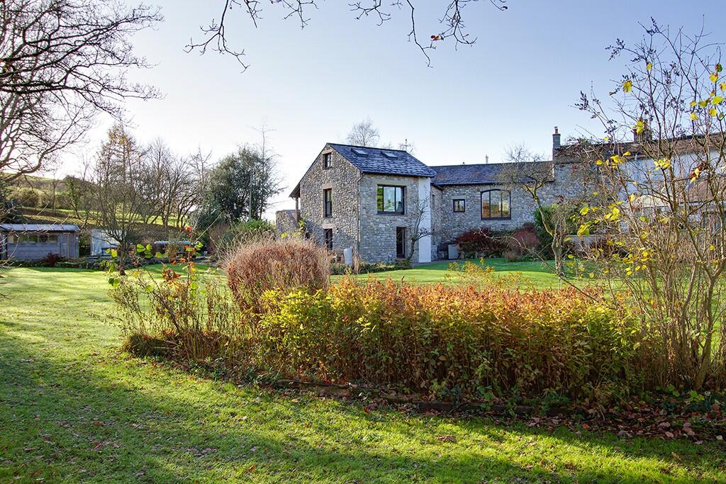 ORCHARD BARN, PRIEST HUTTON, LA6 1JP