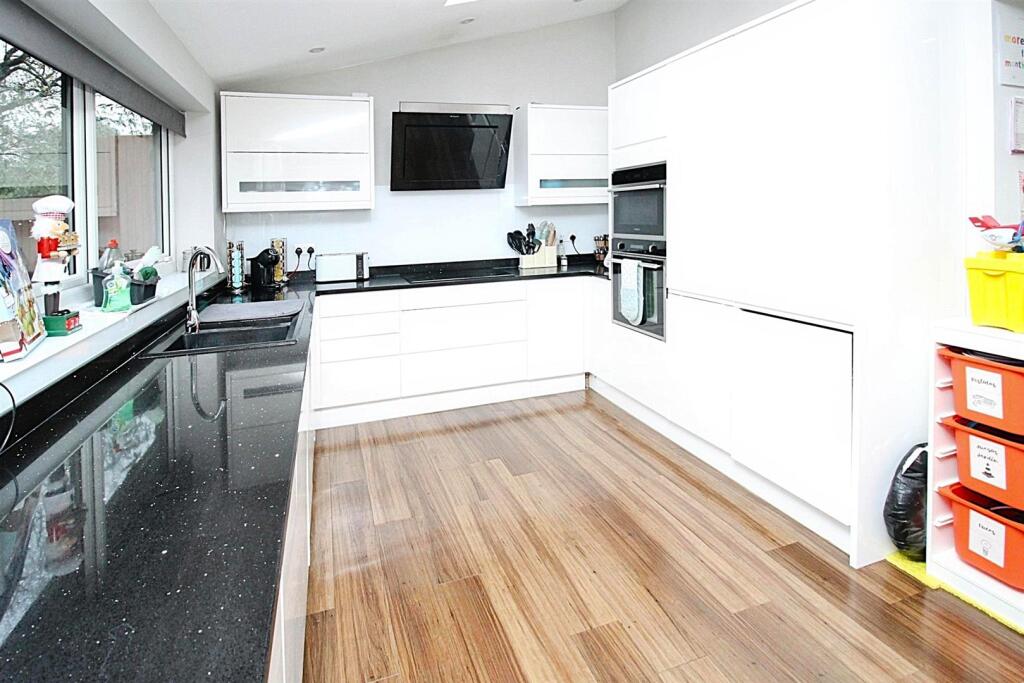 Kitchen/Diner/Family Room