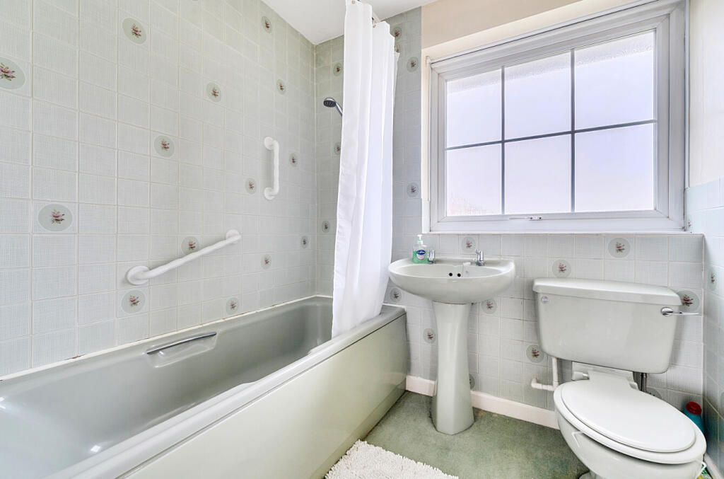 1385811-14-693c01...