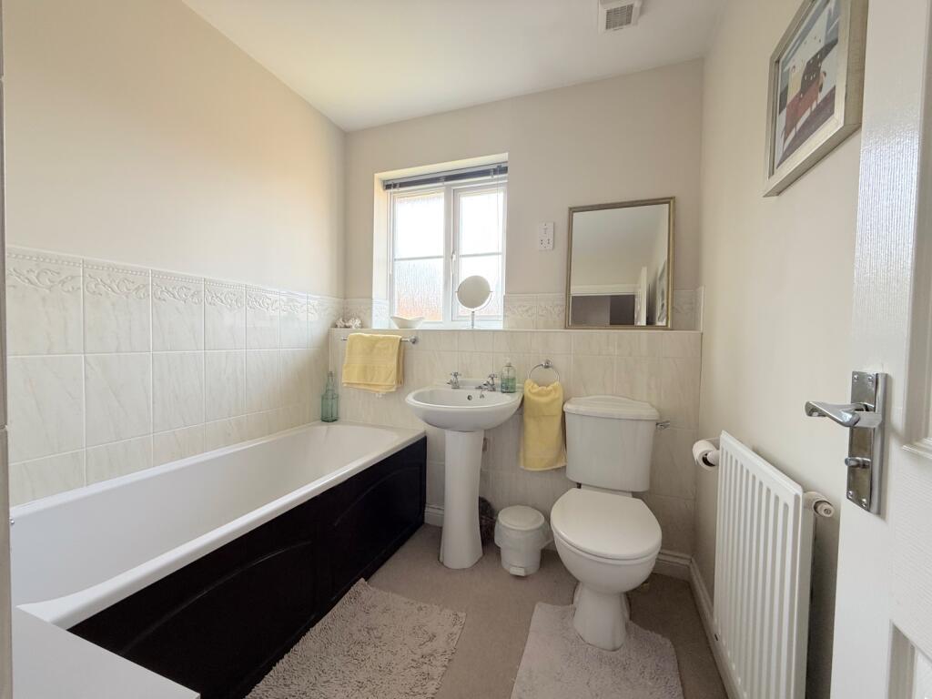 1039C609-8E09-4B64-8B6C-3EA8B7602156