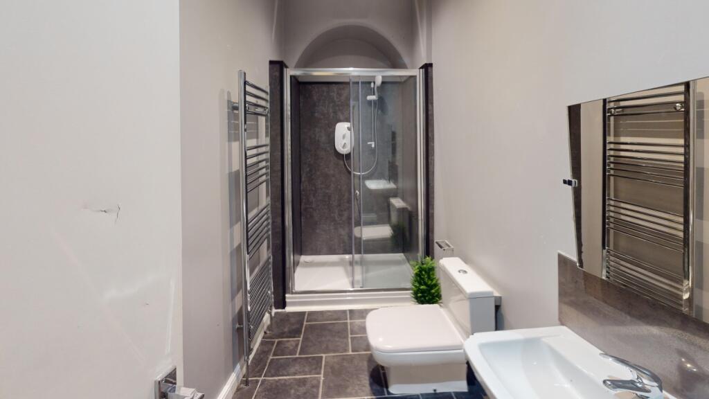 2-Alpha-Terrace-Bathroom 2