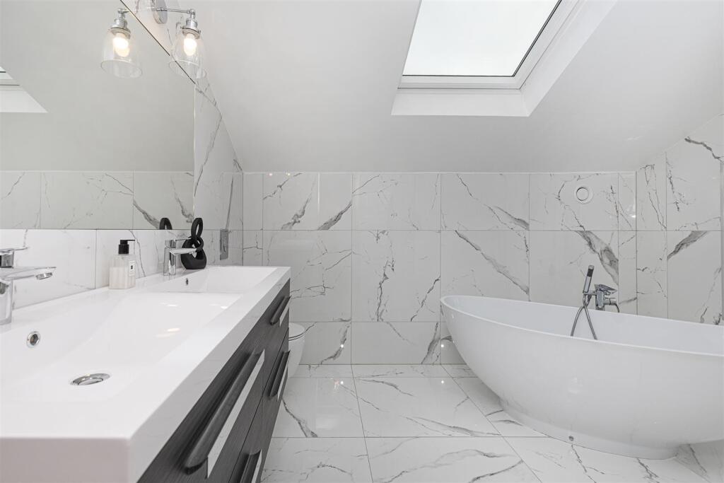 Bramleys Estate Agents - Stainland Dean - Halifax 