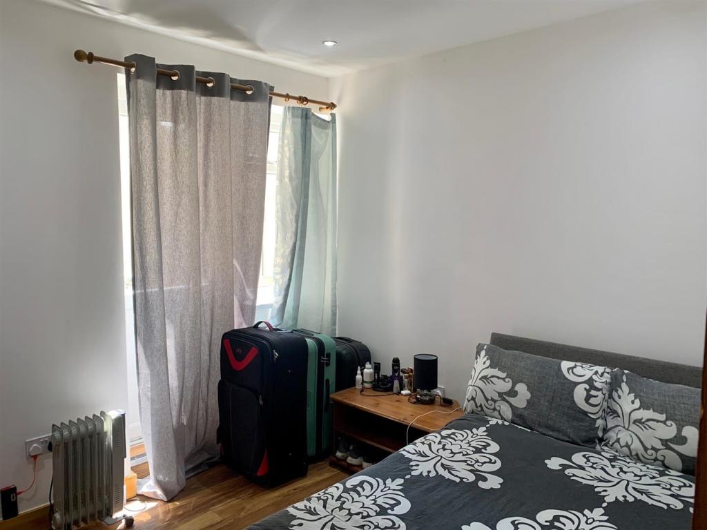 Flat 1 bedroom.jpg