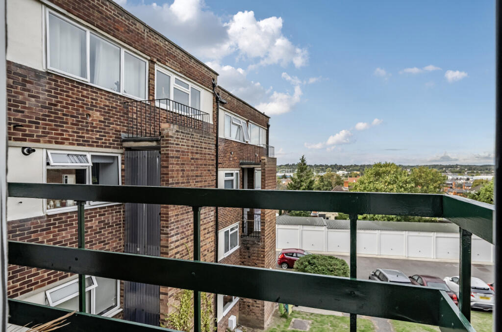 1345348-8-68c05c3...