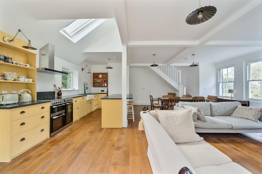 Kitchen.jpg