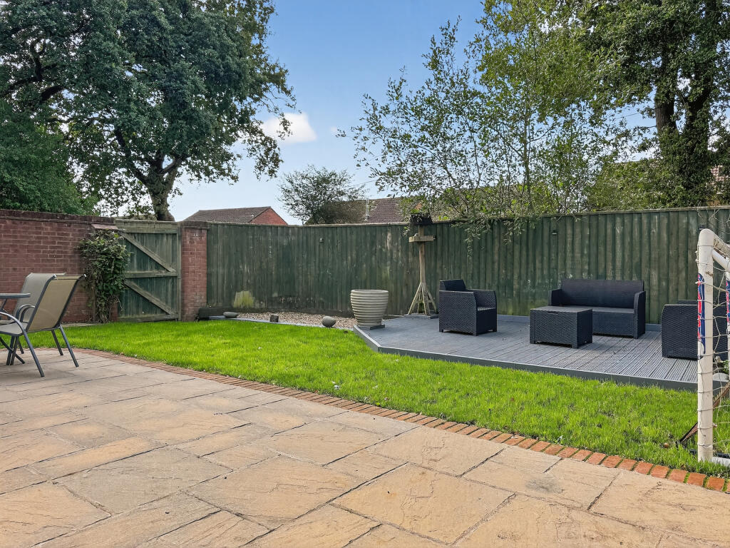 Enclosed Rear Garden