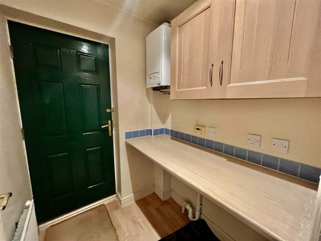 Bramleys Estate Agents - Maple Fold - Elland (20).