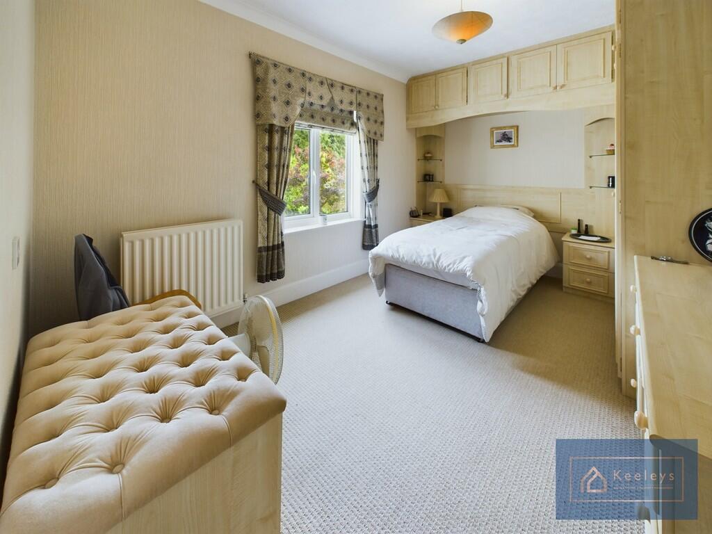 Bed 4