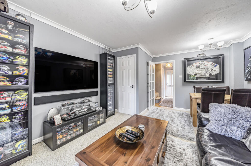 1345385-8-68b1c94...