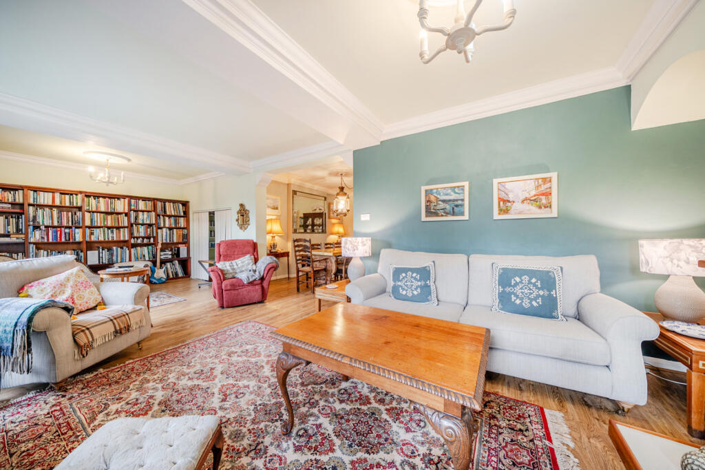 1373751-21-691608...