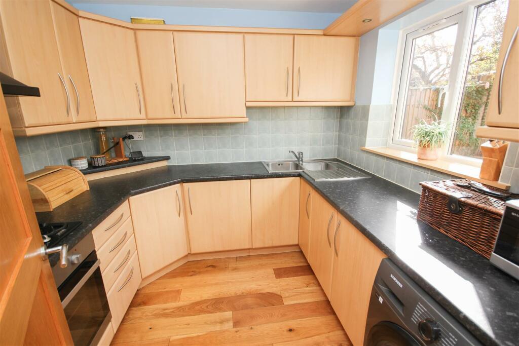Kitchen.jpg