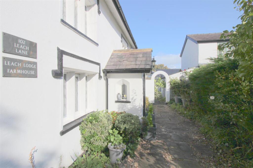 Leach Lane, 102 - External 6.JPG