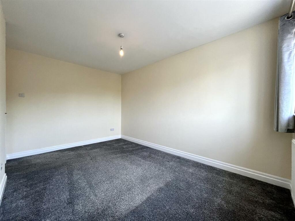Bedroom 1 Aspect 2