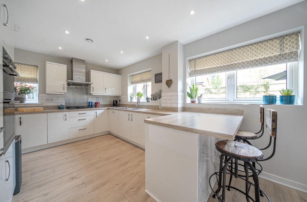 1342633-4-68a7836...