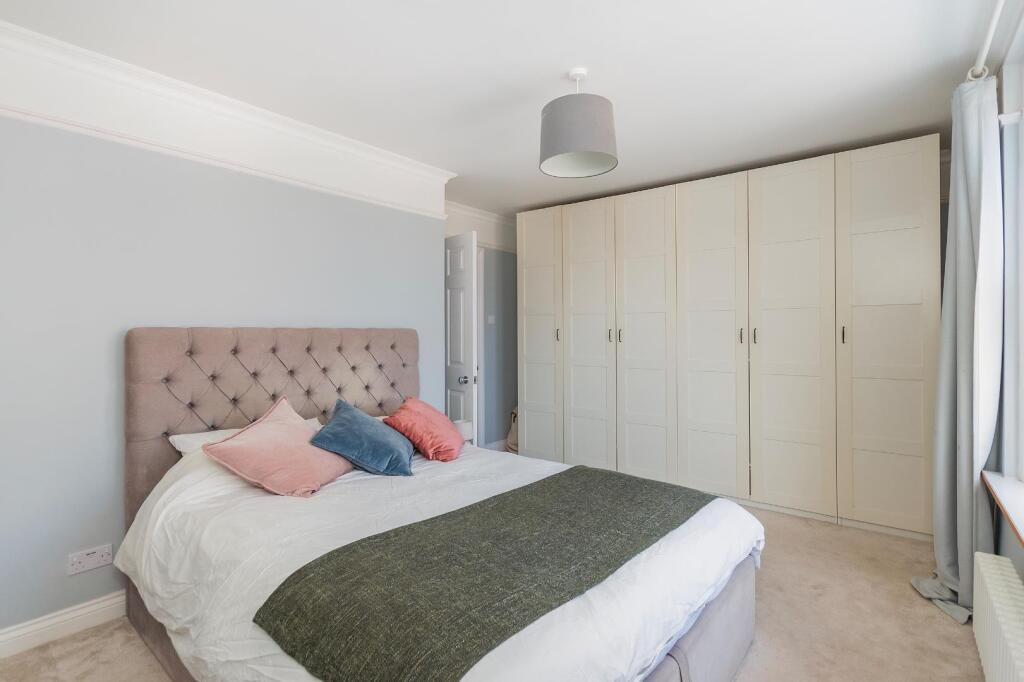 1I1RSE - Bedroom A.jpg