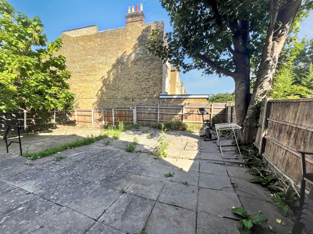 98 Ritherdon Road, Tooting, London SW17 8QQ