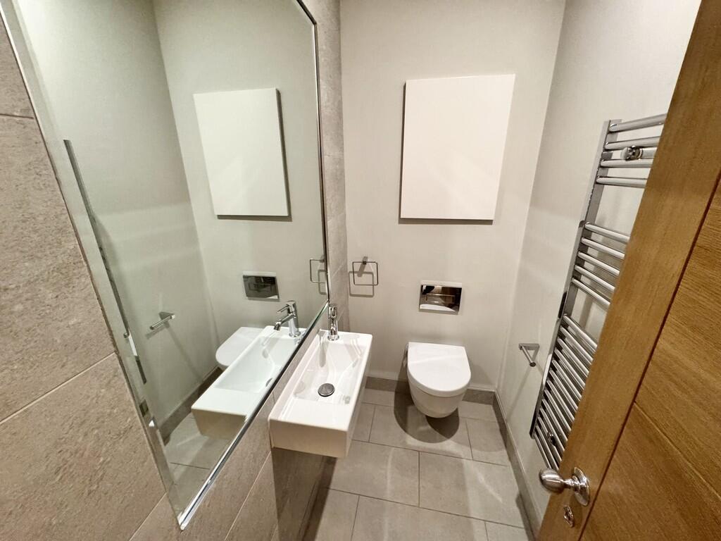 6 Turret House - ...