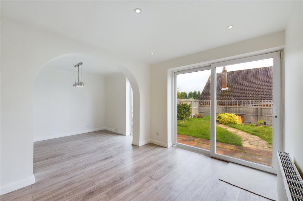 Dining &amp; Family Room