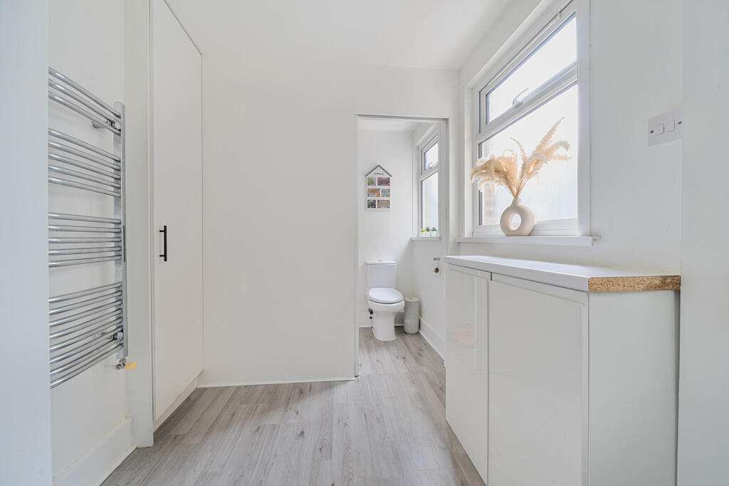 34-681ca981d209f-...