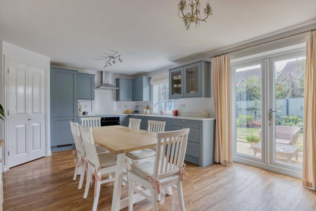 Ewemove Taunton Meredith Close (12)