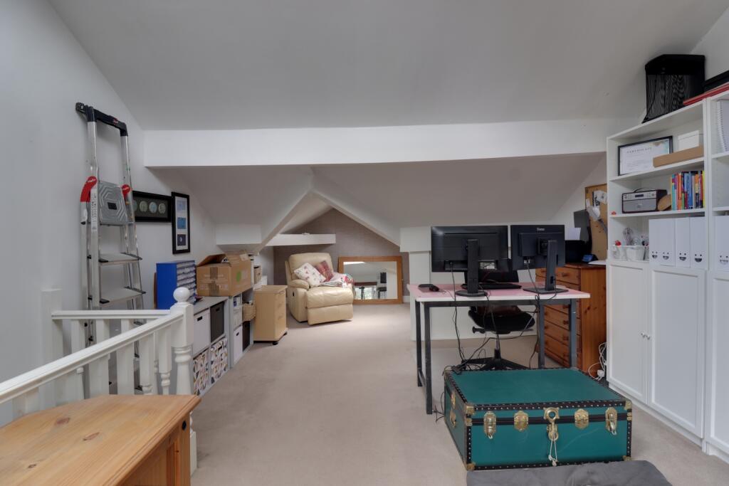 Master bedroom 1