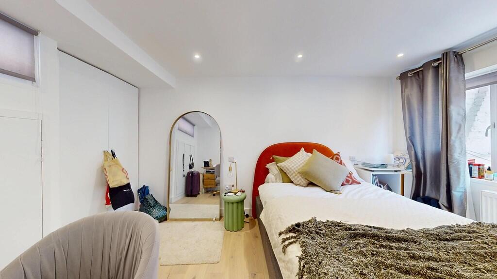 Bedroom 2d