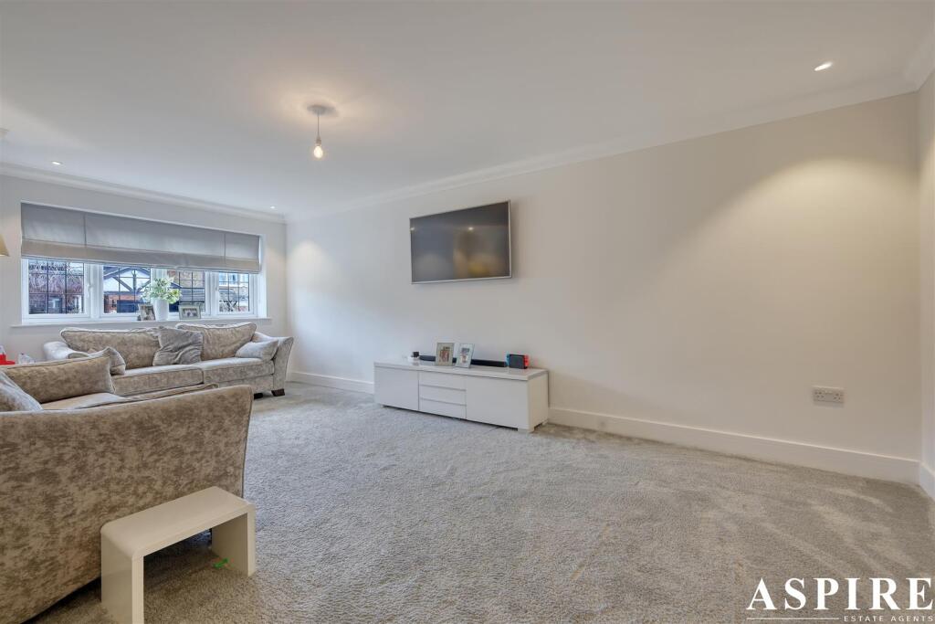 img_2526_26 copy 2.jpg