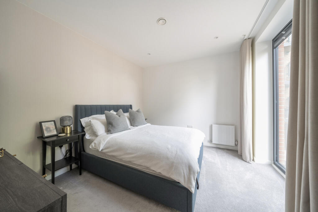 1302073-8-68432e3...