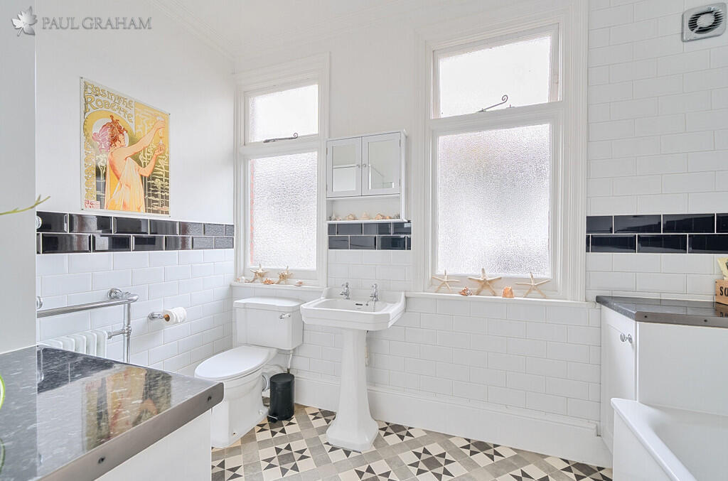 73ab5f84-c025-418...