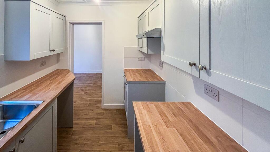 2 New Cottages-8.jpg
