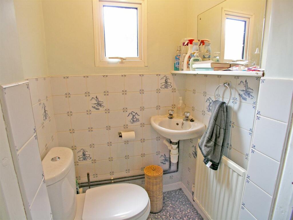 CLOAKROOM