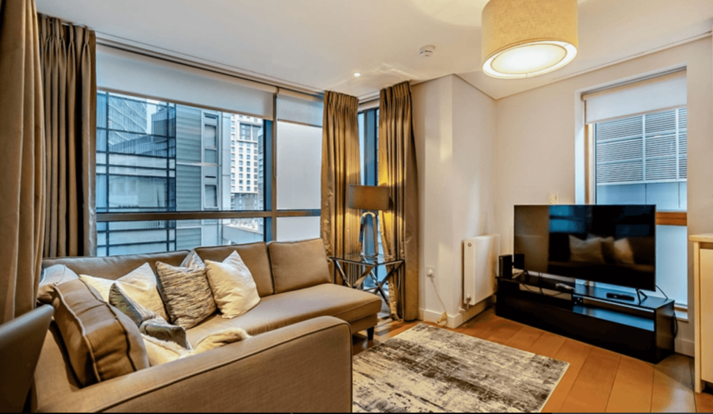 3 bedroom apartment, W2