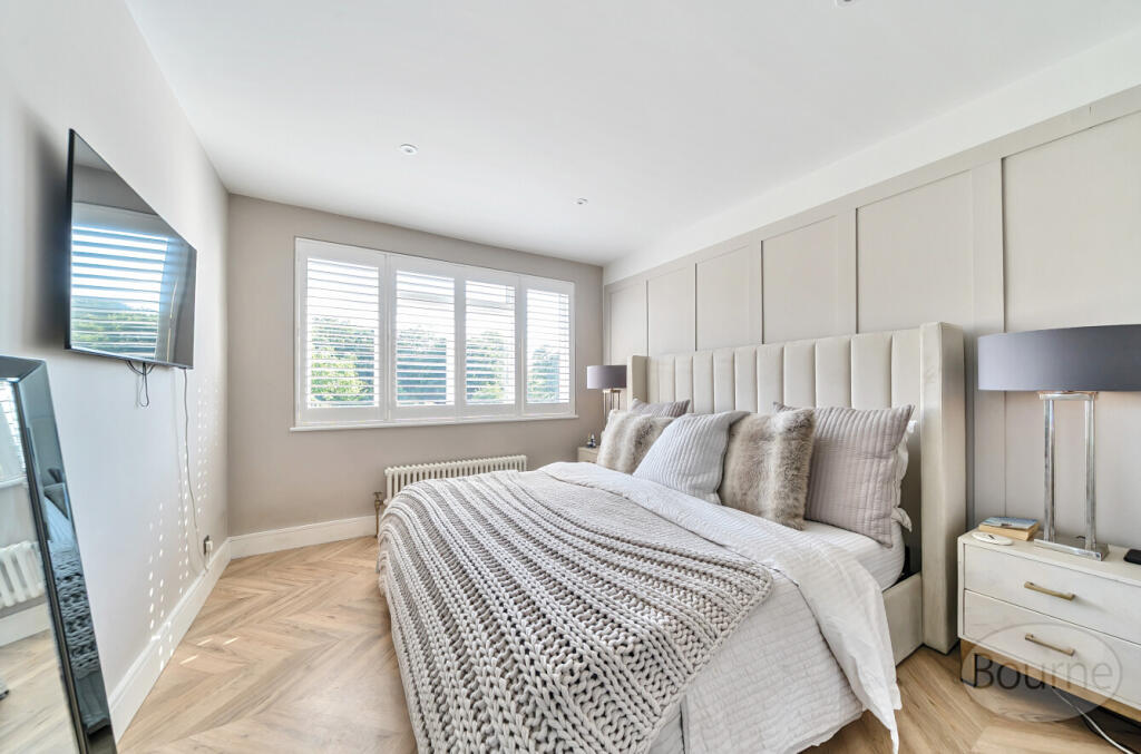 1bcd259d-8802-4e0...