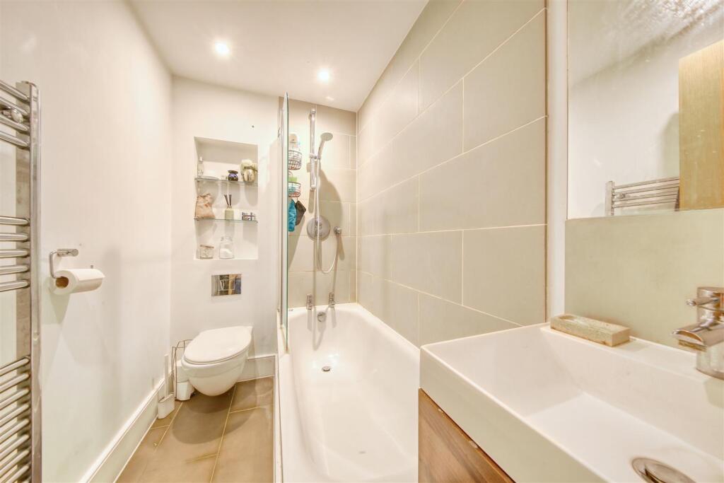 Bath 1.jpeg