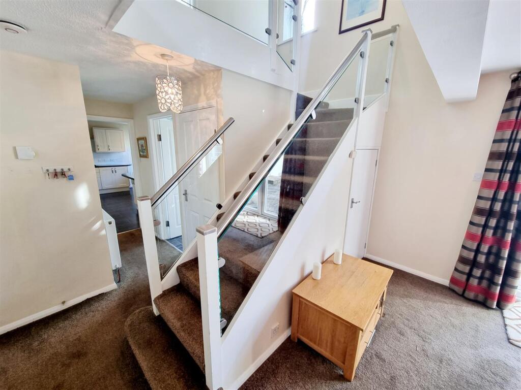 Staircase.jpg