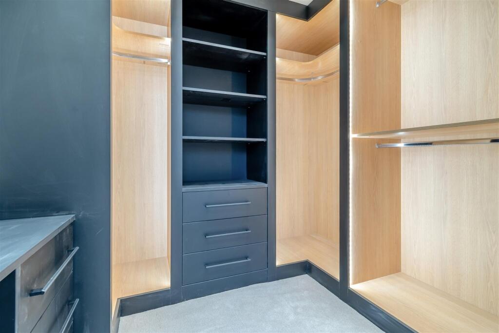 8628166-interior27.jpg