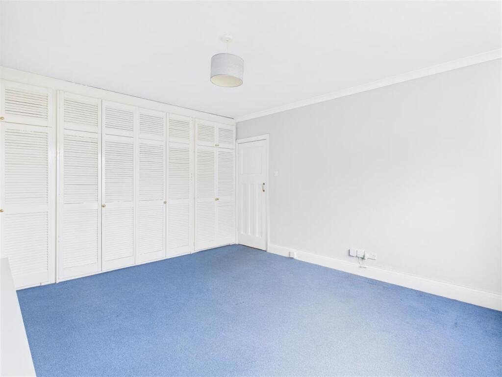 28 Crescent Mansions - 06.jpg