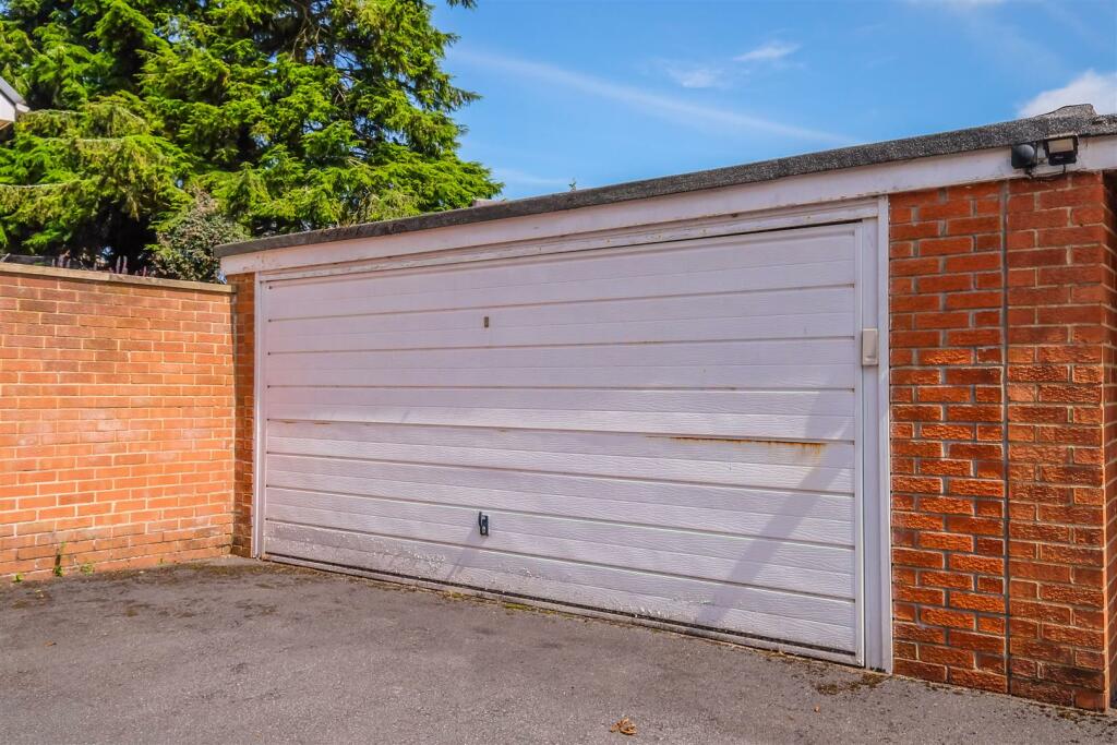 Double Garage